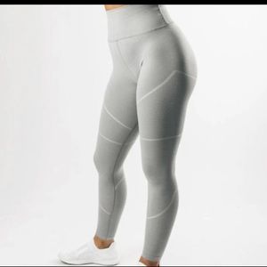 Alphalete silver sky gray og revival leggings